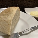 ヒグチ亭 - 自家製のパン