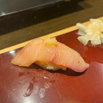 築地 男前鮓 - カンパチ