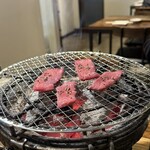 炭火焼肉 すずや - 