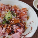 かしわ網焼食堂 しんさん - 昼限定焼肉定食『モモ・ムネ』。