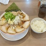 柏 濃麺や 39名 - 