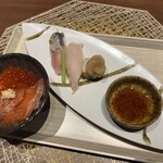 北こぶし知床 ホテル＆リゾート - 海鮮丼やにぎりも握ってくれます。珍しい「ソイ」のにぎり