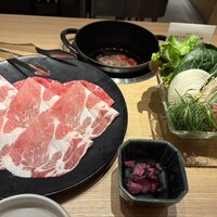 すき焼 しゃぶしゃぶつかだ KITTE大阪店 - 