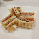 タカノフルーツパーラー - ビーフもしっかり厚めでした