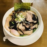 ラーメン屋モン吉 - 
