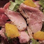 ビストロ ティアボ - 中からオレンジが出てきたよ～
      オレンジって見た目もとってもきれいだし、生ハムや鴨肉に
      とってもよくあいます！