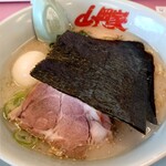 山岡家 - 料理写真:塩ラーメン(海苔被せて出てきます)