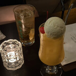 東京基地 離 スペイン坂店 - 