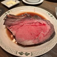 ロウリーズ・ザ・プライムリブ 恵比寿ガーデンプレイス店 - 