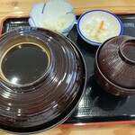 うな富 - 漬物があることでインスタ映えしていい感じ