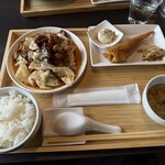 中華料理 一の矢 - 回鍋肉定食上部から