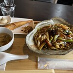 中華料理 一の矢 - あんかけ焼きそばランチ