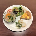 日々詩喫茶室 - キッシュランチ