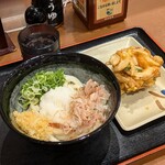 讃岐製麺 - しょうゆうどん、海老と夏野菜のかき揚げ