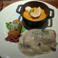 スペイン料理 La Cazuela 三ノ宮 ミント神戸店 - パエリア、カダイフ、ローストチキン