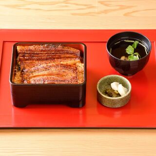 【鰻重】国産特上・鰻重(うなじゅう)【松】全3品 ※3/1より販売開始 : 玄品 浦安 ふぐ・うなぎ・かに料理 (ゲンピン 【旧店名】玄品ふぐ ...