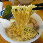 七星 - 豚骨味卵チャーシューメン（豚骨魚介・あぶり煮豚・細麺）