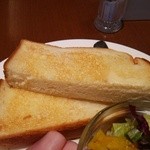 エスタシオンカフェ - トースト