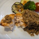 キッチン ブルー グローブ - 肉厚なポワレへデュクセルを添えて