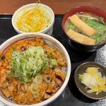 豚丼 信玄 - 料理写真:豚丼セット