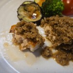 キッチン ブルー グローブ - ポワレにはタップリとデュクセルを添えて