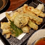 酒と食遊人 みなと - 春の山菜天ぷら