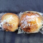 テテ - 酵母ベーグル(煮りんごカスタード、低糖質ホットケーキ)