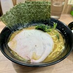 横浜ラーメン 響家 - 