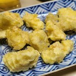 とり新 - ⑤鶏軟骨唐揚げ(税込385円)