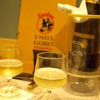 うしごろバンビーナ 渋谷店 - スパークリングワインで乾杯