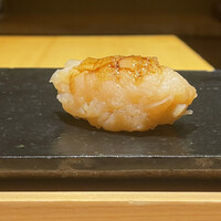 鮨処 やまと - 北海道野付の帆立にゆず