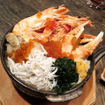 満月 本店 - 特上海鮮おじや（￥1550）。海老・帆立・うに・いくら・青のり・しらすが入る