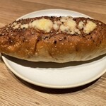 ハッピーキャンパーベーグル - 沖縄ポークソーセージのベーグルドッグ