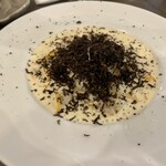 ブルーライト ヨコヤマ - 自家製タヤリンアサリクリームソース