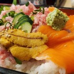 音羽鮨 - にぎり定食ランチ(ちらし近景)