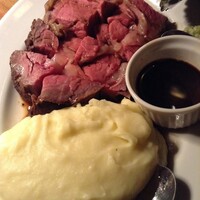 カルネジーオ イースト - 