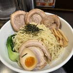 屋台とんこつらーめん めん吉 - 