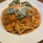 ウルスブラン - ◎鯛とモッツァレラとブロッコリーのトマトパスタ　１，３８０円 税込　写真は大盛り➕２５０円