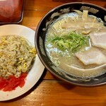 麺屋ラ賊 - 