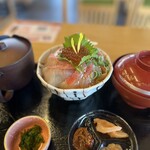 Toku Zou Maru Kinmedai no Eki Izu Kogen - 