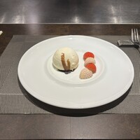 大阪鉄板焼き 神戸牛 TATARA - 