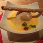 シンガポール・シーフード・リパブリック - バナナアイスのマンゴーソース仕立て