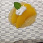 鮨 琥珀 - 黄桃コンポート