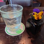 cafe イチフジ - お水はレモン水。