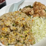 新集来 - ランチの焼き飯と唐揚げのセット