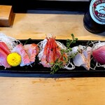 魚金寿司 すゞ木 - 刺身盛合せ。