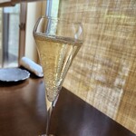かまくら いち - グラス　シャンパーニュ。