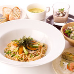 Night pasta lunch set (YORU PASTA LUNCH SET) recommended!
