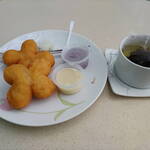 Royal Orchid Lounge - 