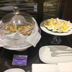 Royal Orchid Lounge - 